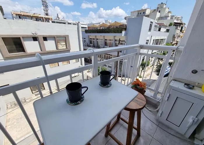 Betty\'S Central Apartment